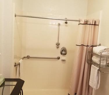 Quincy Hotel | Gold Pan Lodge