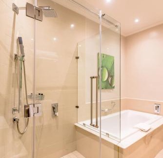 Greater Johannesburg Metropolitan Area Hotel | Gold Reef City Theme Park Hotel