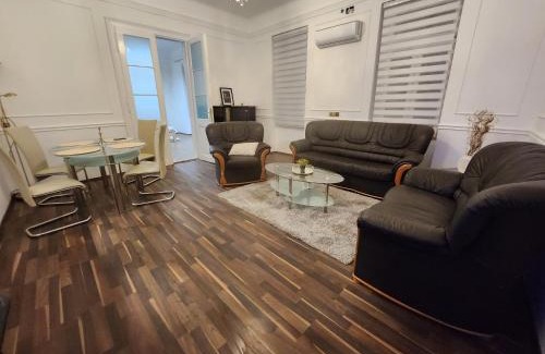 Bela Crkva Apartment | Gold