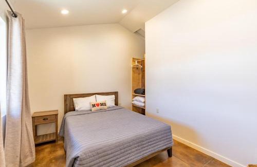 Custer House | Gold Valley Camp Cabin 4