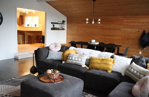 Lacey House | Golden Accents on Long Lake- Kayaks & Paddle boards included