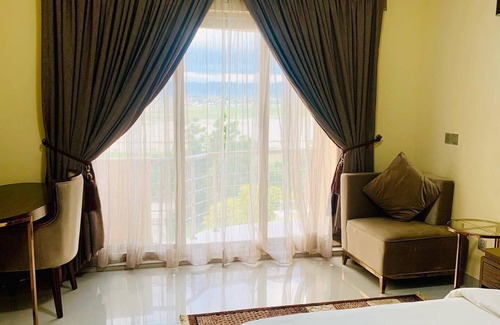 Jimeta Hotel | Golden Alpine Hotel and Resort