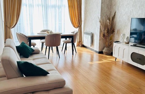 Yasamal Apartment | Golden Apart - Melissa Park