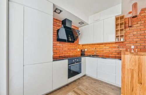 Gdansk City Center Apartment | Golden Apartments Gdansk - Cozy and Bright - Great Location &Swietej Barbary