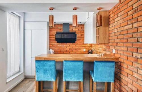 Gdansk City Center Apartment | Golden Apartments Gdansk - Cozy and Bright - Great Location &Swietej Barbary