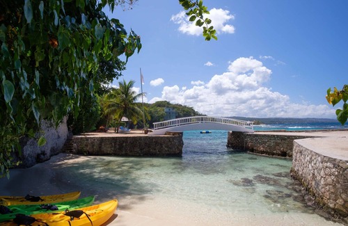 Oracabessa House | Golden Clouds Luxury estate