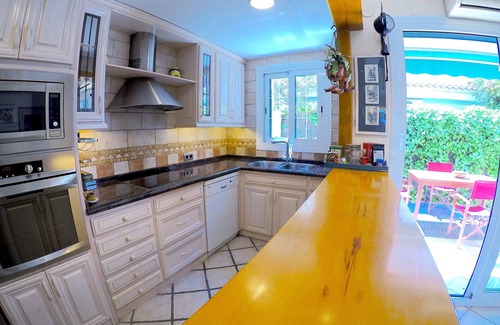 Creixell House | Golden CoastnRoman Port nHouse by the seanQuiet area, ideal for family vacations