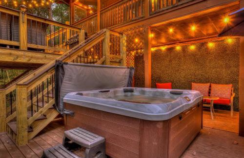 Blue Ridge House | Golden Eagle GA Cabin - Hot Tub, Firepit & Fast WiFi