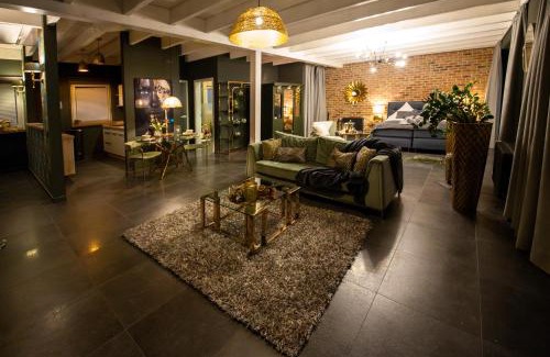 Sankt-Vith Apartment | Golden Eye Suite