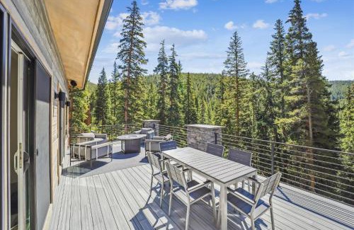 Baldy Mountain House | Golden Fox House home