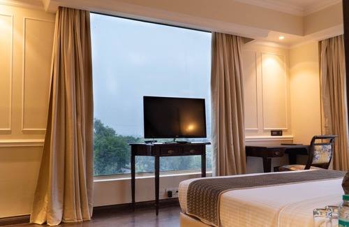 Faridabad Hotel | Golden Galaxy