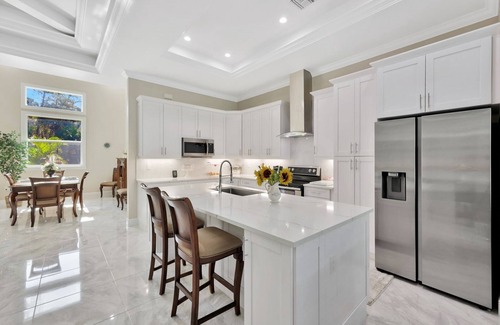 Rural Estates House | Golden Gate Estates - Single Family Home