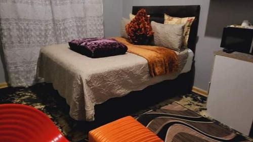 Mahikeng House | Golden Gate Guest House