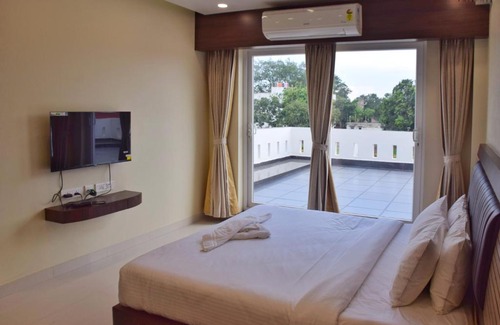 Malda Hotel | GOLDEN GLEAM RESORTS