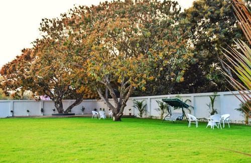 Malda Hotel | GOLDEN GLEAM RESORTS