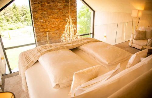 Waldschach Cabin | Golden Hill Country Chalets & Suites