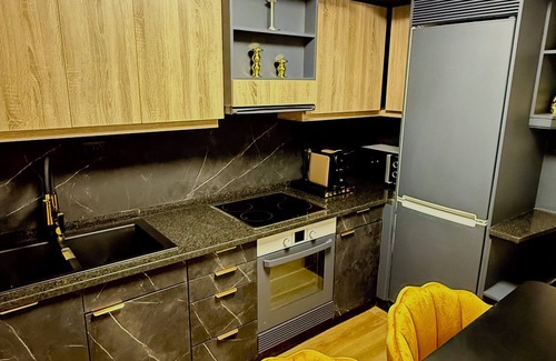 Ourense Apartment | GOLDEN HOME