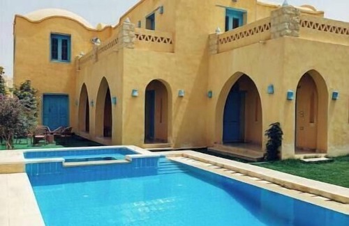 Yusuf as-Sidiq Villa | Golden Horizon Villa - Tunis village