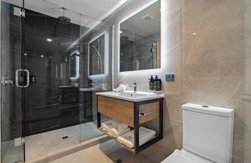 Riccarton Hotel | Golden Hotel
