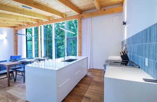 Stone Mills Cottage | Golden Hour Cottage - Two Bedroom Cottage, Sleeps 4