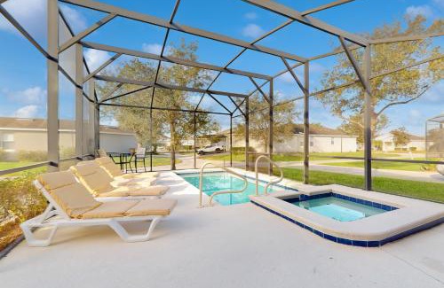 Trafalgar Village House | Golden Hour Haven