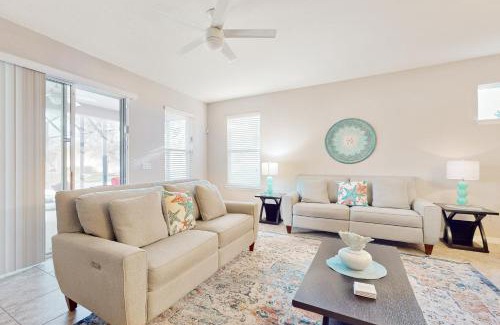 Trafalgar Village House | Golden Hour Haven