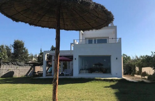 Aousja Villa | golden hour
