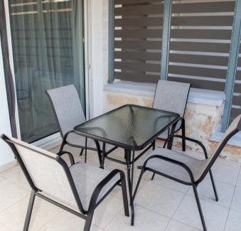 Paiania Apartment | Golden House close to Athens airport