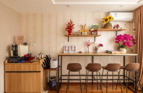 Wangfujing Shopping Area Hotel | Golden Inns Chain Hotel Beijing JianGuomen 金泰之家北京站店