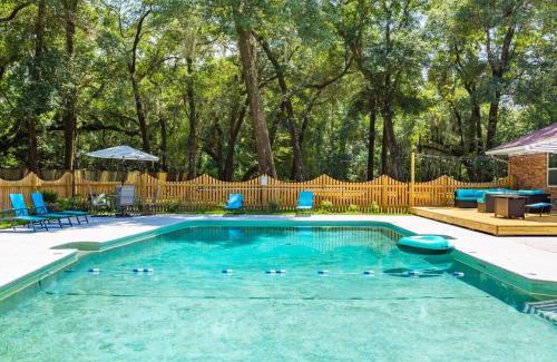 Meridian House | Golden Isles Lrge Home- Huge Pool, Hot Tub, Game Rm