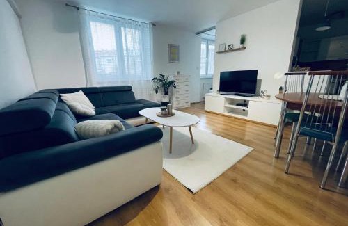 Juh Apartment | Golden Key Apartment