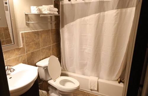 Greenfield Hotel | Golden Key Motel