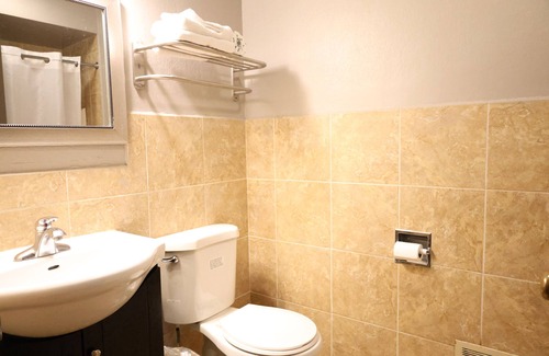 Greenfield Hotel | Golden Key Motel