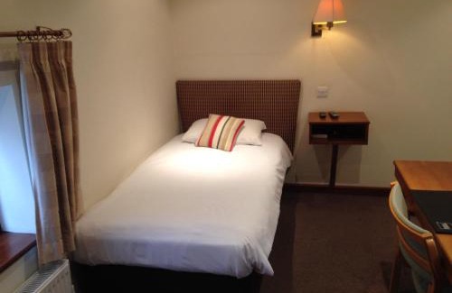 Easenhall Hotel | Golden Lion Hotel