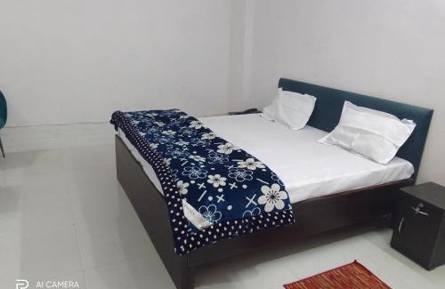 Bhiwadi Hotel | Golden Lip Hotel