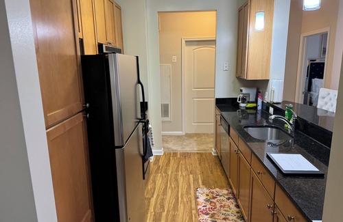 Hanover Apartment | GOLDEN LUX Two-Bedrooms Two-Bath