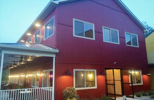 Muldraugh Hotel | Golden Manor Inn & Suites