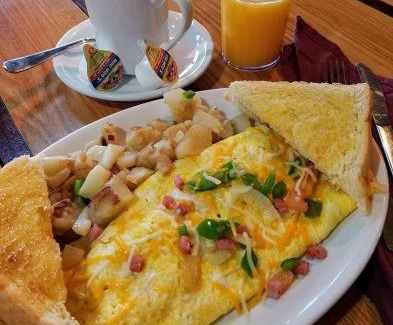 Muldraugh Hotel | Golden Manor Inn & Suites