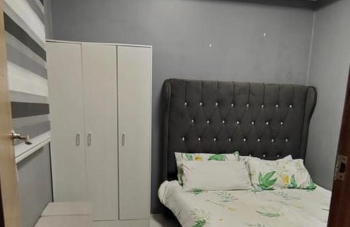 Cardona Apartment | Golden Mountain Homestay