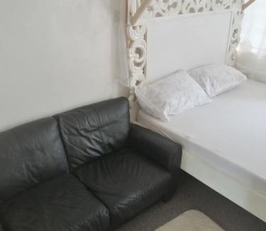 Tangana Apartment | Golden Nest
