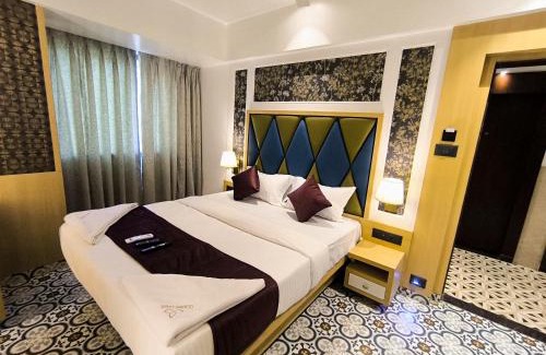 Rabale Hotel | Golden Oasis Suites