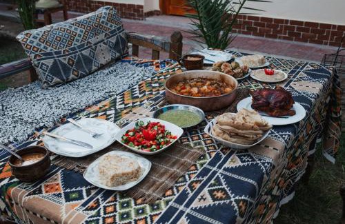 Luxor Villa | Golden Palace Family