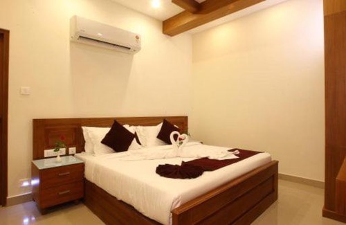Cherai Hotel | GOLDEN PALACE