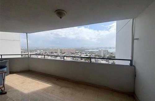 Catano Apartment | Golden Palm Residence