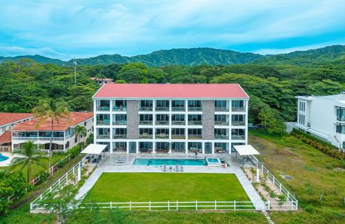 Potrero Apartment | Golden Palms#10