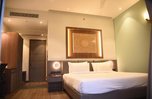 Malda Hotel | GOLDEN PARK HOTEL & RESORT