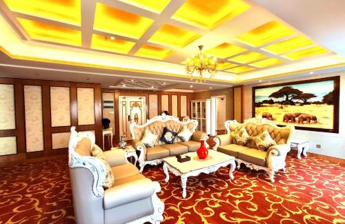 Blantyre Hotel | Golden Peacock Hotel Blantyre