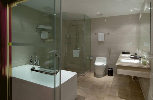 Jiangbei District Hotel | Golden Port Hotel