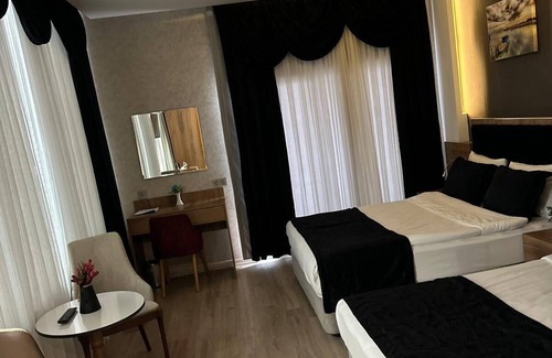 Yunusemre Hotel | Golden Rose Deluxe Hotel