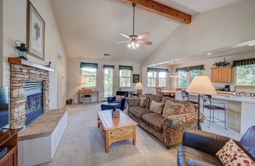 Angels Camp House | Golden Rule Cottage-located on golfcourse